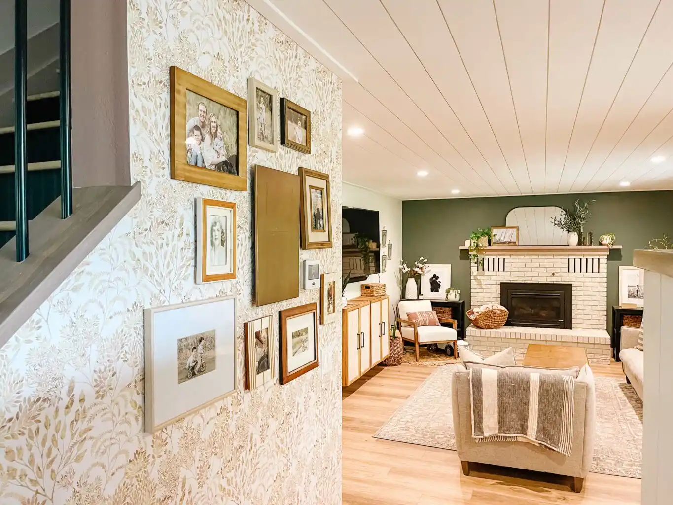 Residential wallpaper installation for bedrooms in Sacramento